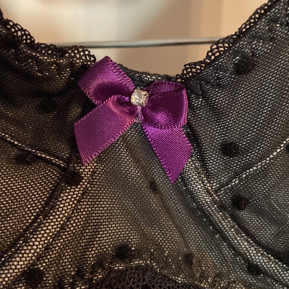 Vixen by Leg Ave Velvet Polka Dot Purple Bow Diamond Bra Garter Panty Set SZ SM - Picture 2 of 8